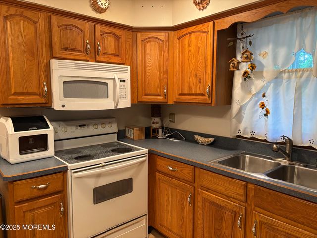 1803 Old Freehold Road, Toms River, NJ 08755