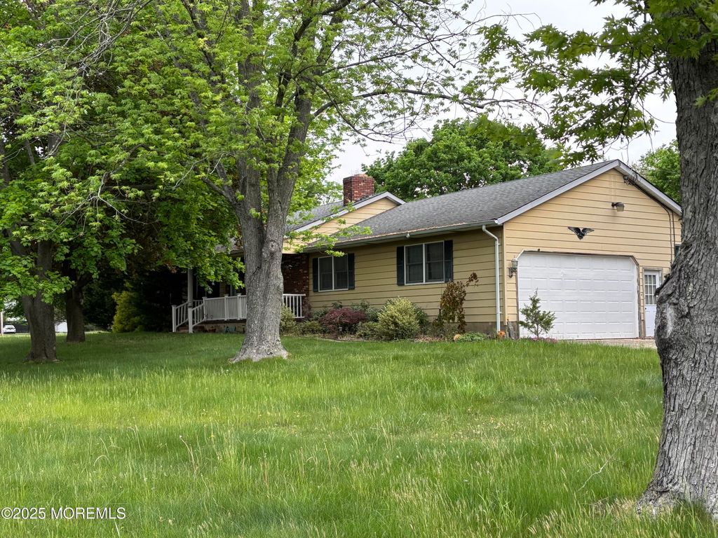 1803 Old Freehold Road, Toms River, NJ 08755