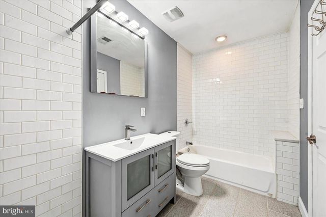 2237 SEARS ST, Philadelphia, PA 19146