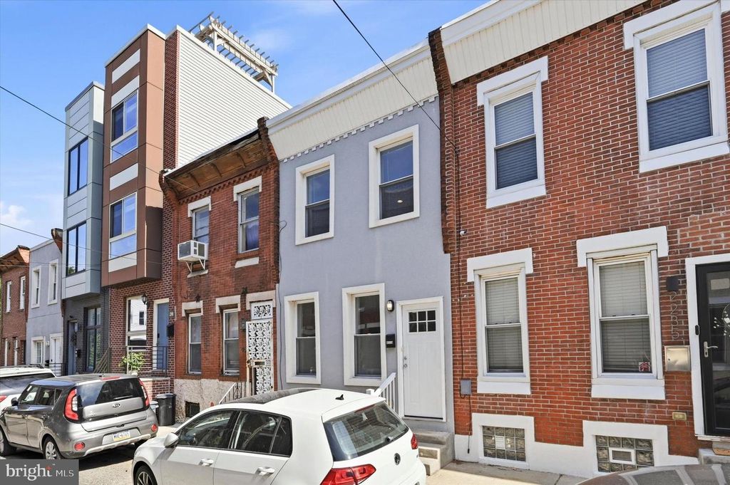 2237 SEARS ST, Philadelphia, PA 19146