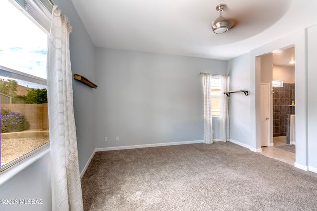 9657 N Texas Ebony Lane, Marana, AZ 85653