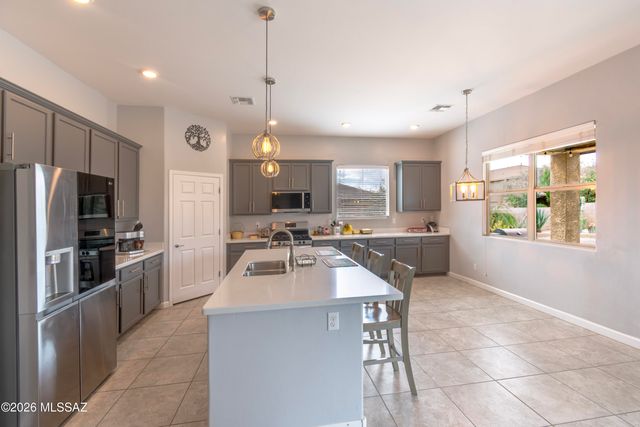 9657 N Texas Ebony Lane, Marana, AZ 85653