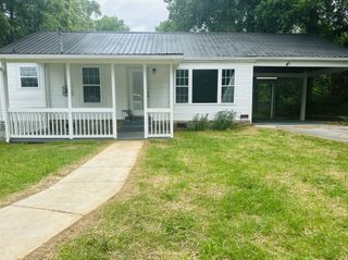 1207 Swanson Blvd, Fayetteville, TN 37334
