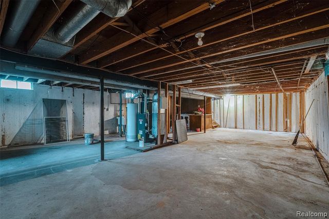 29071 Annapolis Road, Westland, MI 48186
