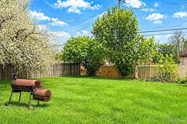 29071 Annapolis Road, Westland, MI 48186