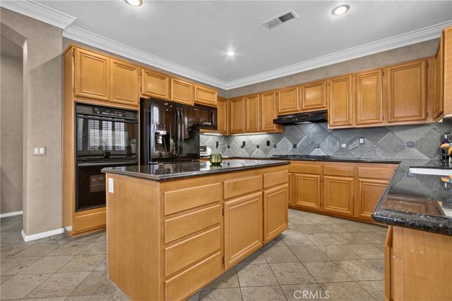 33019 Anasazi Street, Temecula, CA 92592