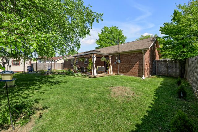 102 Parkwood Drive, Wilmore, KY 40390
