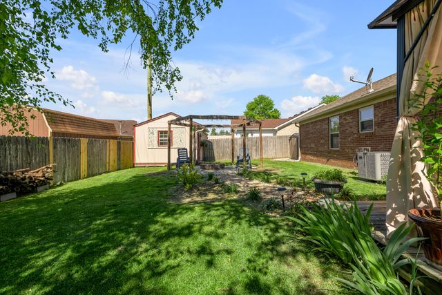 102 Parkwood Drive, Wilmore, KY 40390