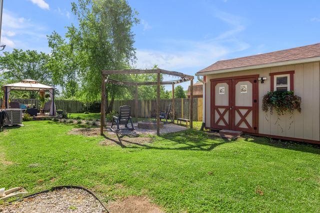 102 Parkwood Drive, Wilmore, KY 40390