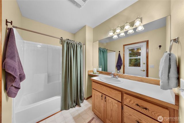 6929 Baker Circle, Deming, WA 98244