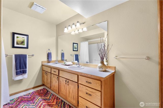 6929 Baker Circle, Deming, WA 98244