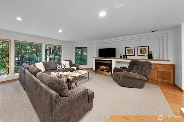 6929 Baker Circle, Deming, WA 98244