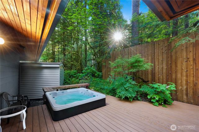 6929 Baker Circle, Deming, WA 98244