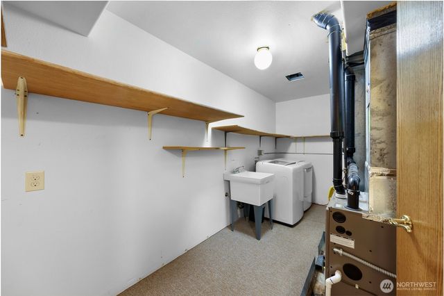 6929 Baker Circle, Deming, WA 98244
