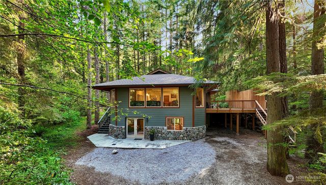 6929 Baker Circle, Deming, WA 98244