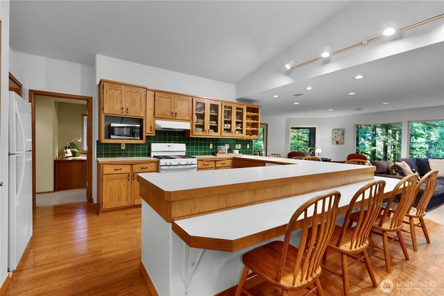 6929 Baker Circle, Deming, WA 98244