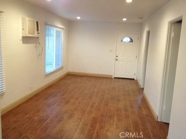 3810 W Heffron Drive A, Burbank, CA 91505