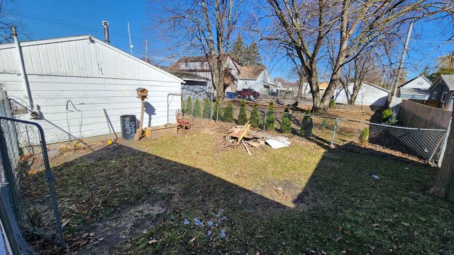 1908 Kosciuszko Avenue, Bay City, MI 48708