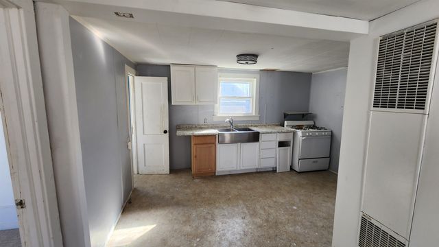 1908 Kosciuszko Avenue, Bay City, MI 48708