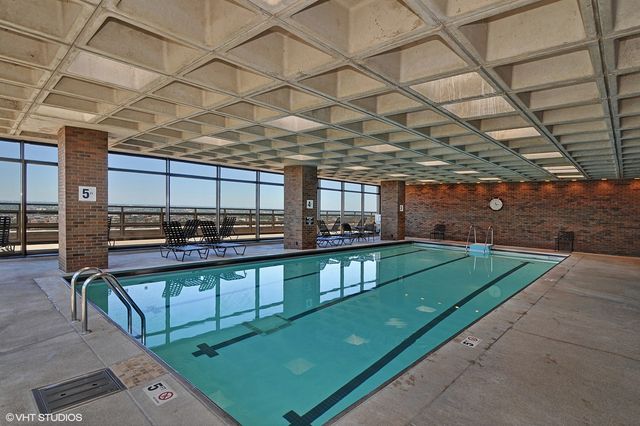 2650 N Lakeview Avenue 3504, Chicago, IL 60614