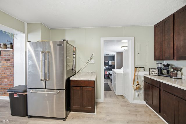 637 W south Street, Shelbyville, IN 46176