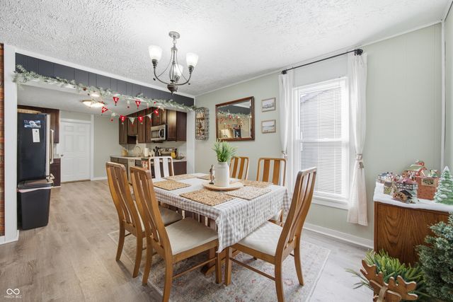 637 W south Street, Shelbyville, IN 46176