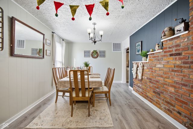 637 W south Street, Shelbyville, IN 46176