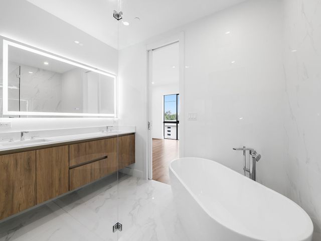 804 NE 2nd Street, Fort Lauderdale, FL 33301