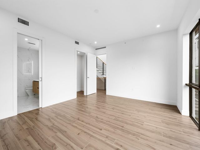 804 NE 2nd Street, Fort Lauderdale, FL 33301