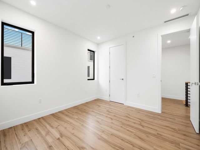 804 NE 2nd Street, Fort Lauderdale, FL 33301