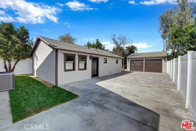 14153 Archwood Street, Los Angeles, CA 91405