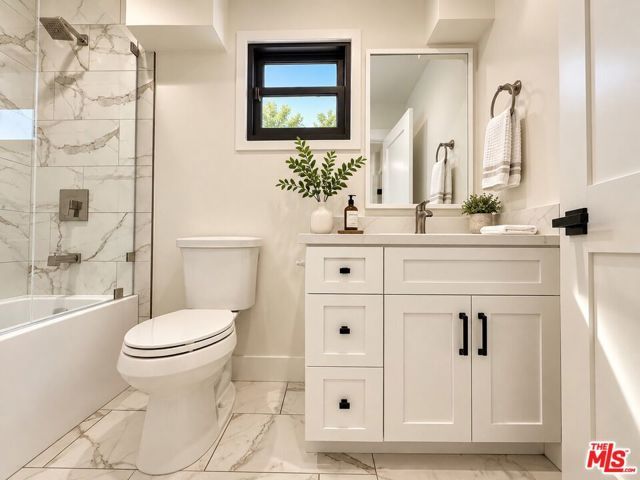 14153 Archwood Street, Los Angeles, CA 91405