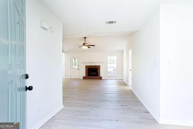 338 Fieldgreen Drive, Jonesboro, GA 30238