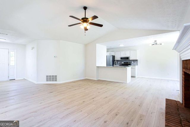 338 Fieldgreen Drive, Jonesboro, GA 30238