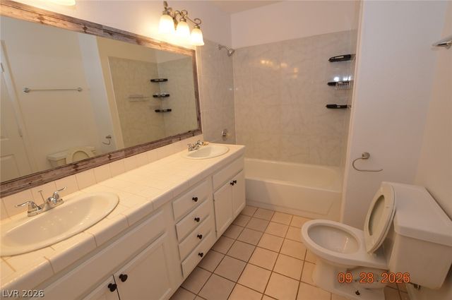 3553 East Casa Real Way, Las Vegas, NV 89147
