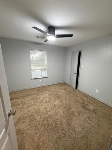 13843 Daehne Drive, Houston, TX 77014