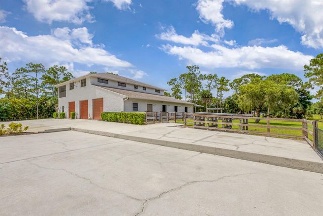 11085 86TH Street N, West Palm Beach, FL 33412