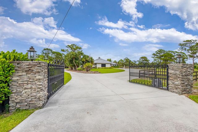 11085 86TH Street N, West Palm Beach, FL 33412