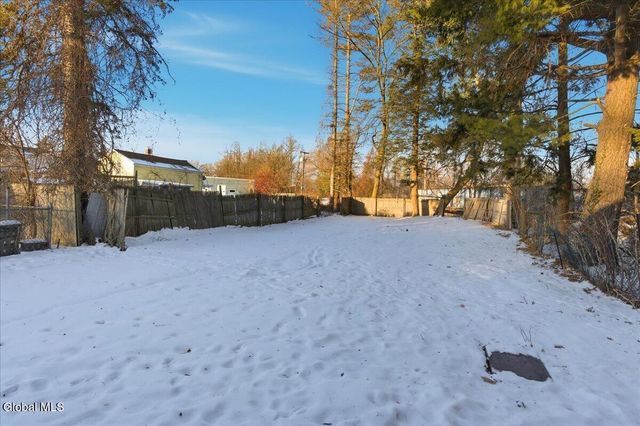 1332 Floral Avenue, Rotterdam, NY 12306