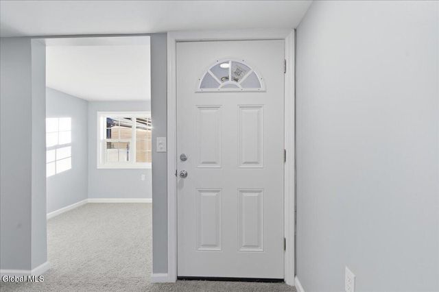 1332 Floral Avenue, Rotterdam, NY 12306