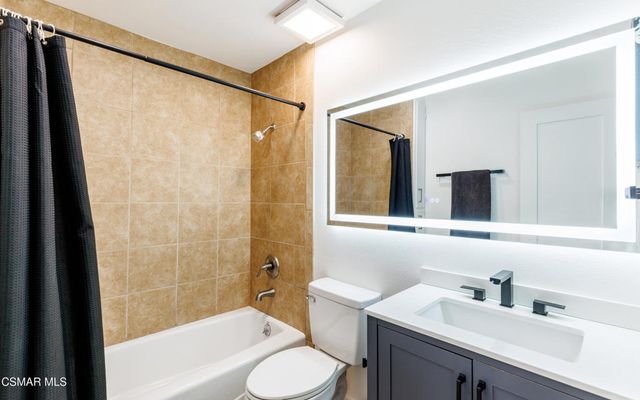 3055 Amarillo Avenue, Simi Valley, CA 93063