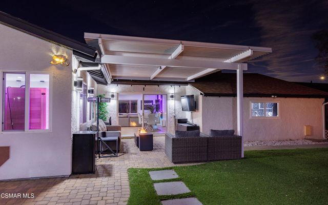 3055 Amarillo Avenue, Simi Valley, CA 93063