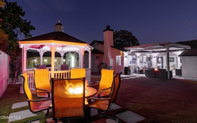 3055 Amarillo Avenue, Simi Valley, CA 93063