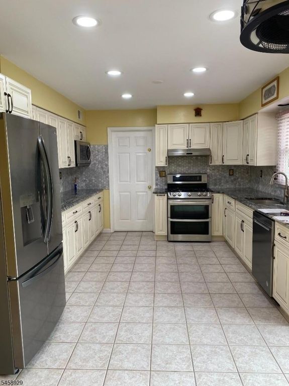 10 Warrior Way, Parsippany-troy Hills Twp., NJ 07054 — photo 3