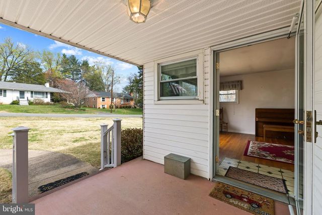 1730 CONCORD DR, Charlottesville, VA 22901