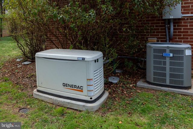 1730 CONCORD DR, Charlottesville, VA 22901