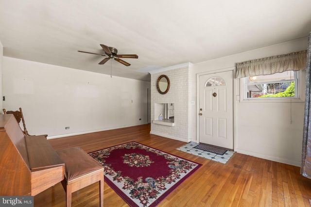 1730 CONCORD DR, Charlottesville, VA 22901