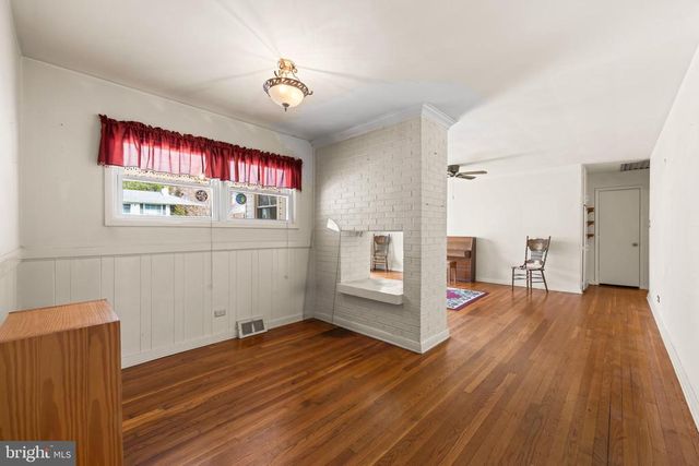 1730 CONCORD DR, Charlottesville, VA 22901