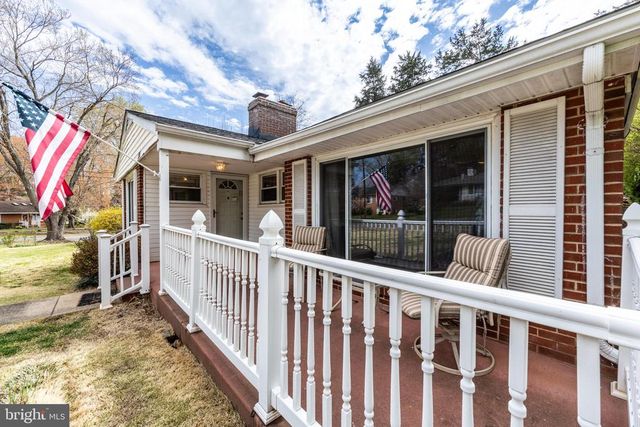 1730 CONCORD DR, Charlottesville, VA 22901