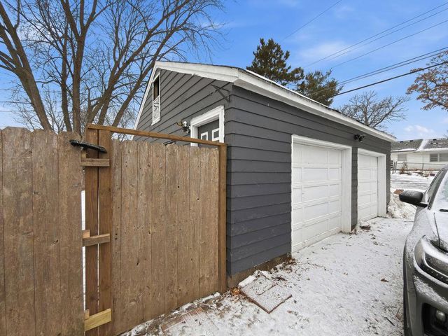 1201 6th Street E, Saint Paul, MN 55106